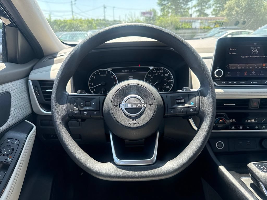 Used 2023 Nissan Rogue SV AWD/4WD image 25