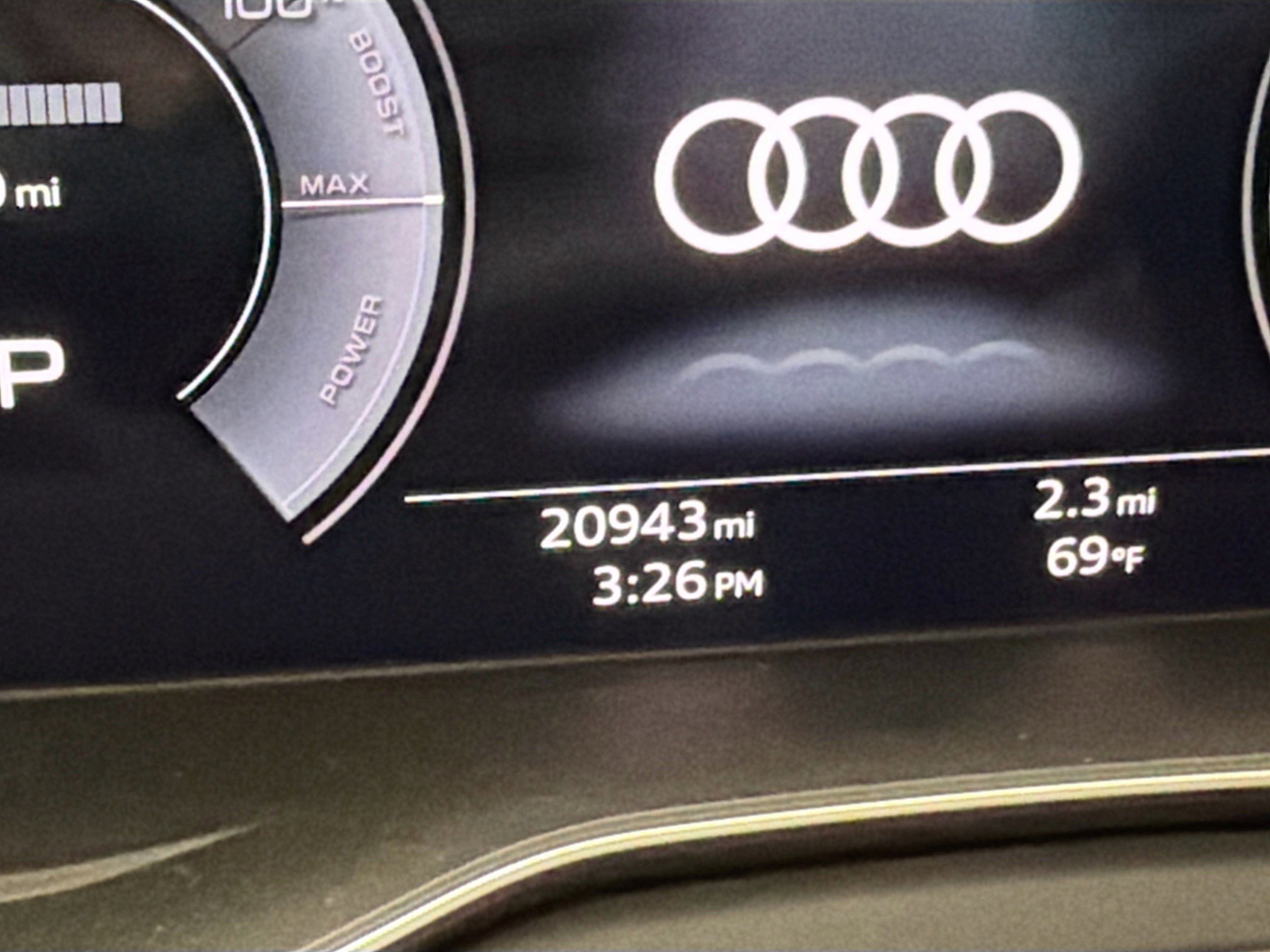 Used 2024 Audi Q5 e Premium Plus w/ Premium Plus Package image 8