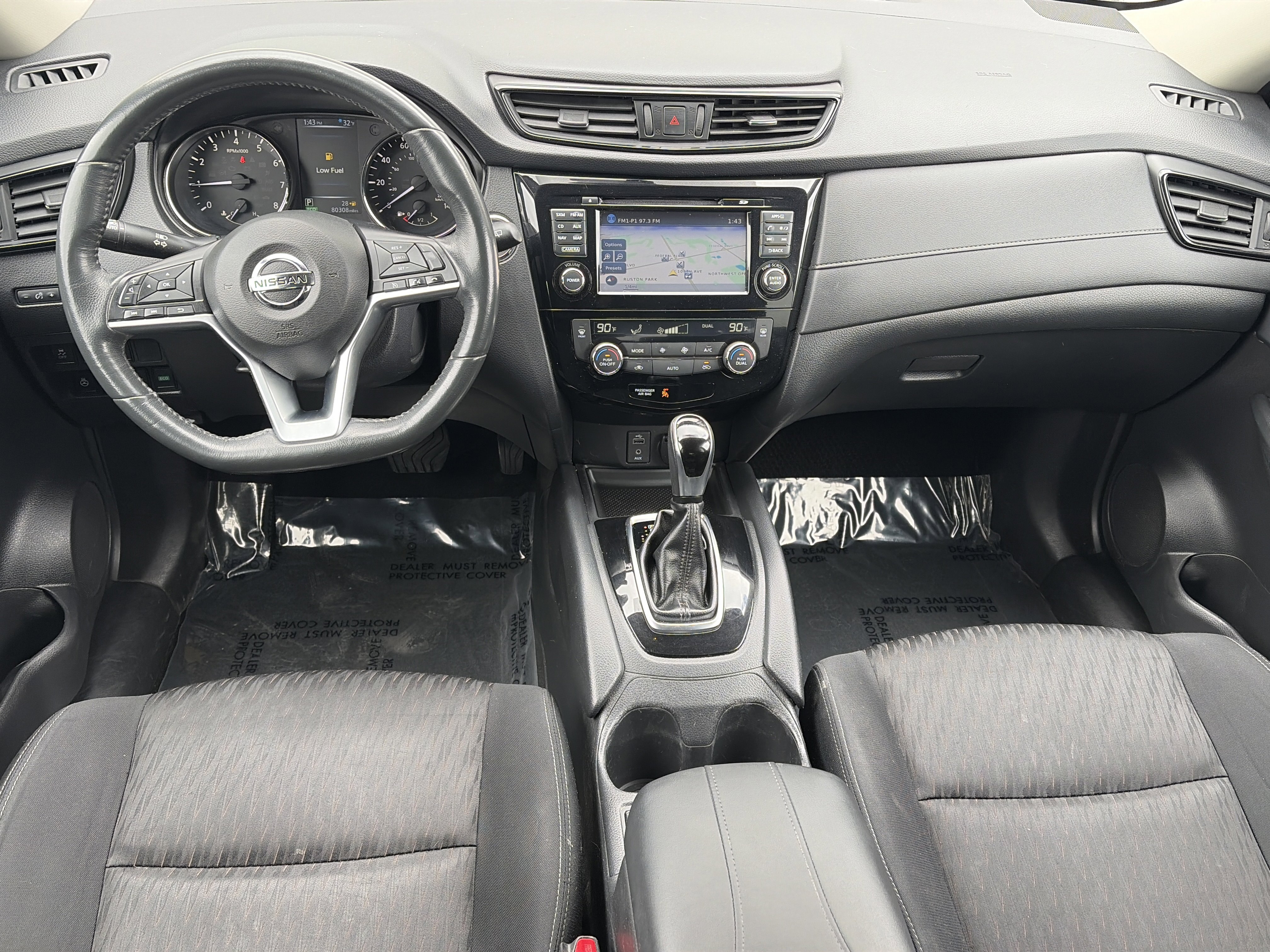 Used 2017 Nissan Rogue SV w/ SV Premium Package AWD/4WD image 16