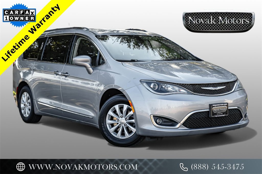 Used 2019 Chrysler Pacifica Touring-L