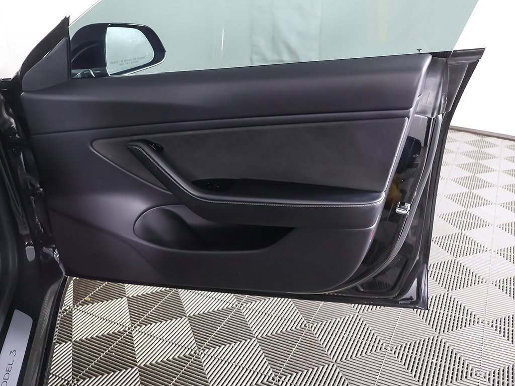 Used 2019 Tesla Model 3 Long Range image 24