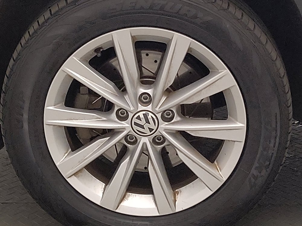 Used 2017 Volkswagen Tiguan S AWD/4WD image 31