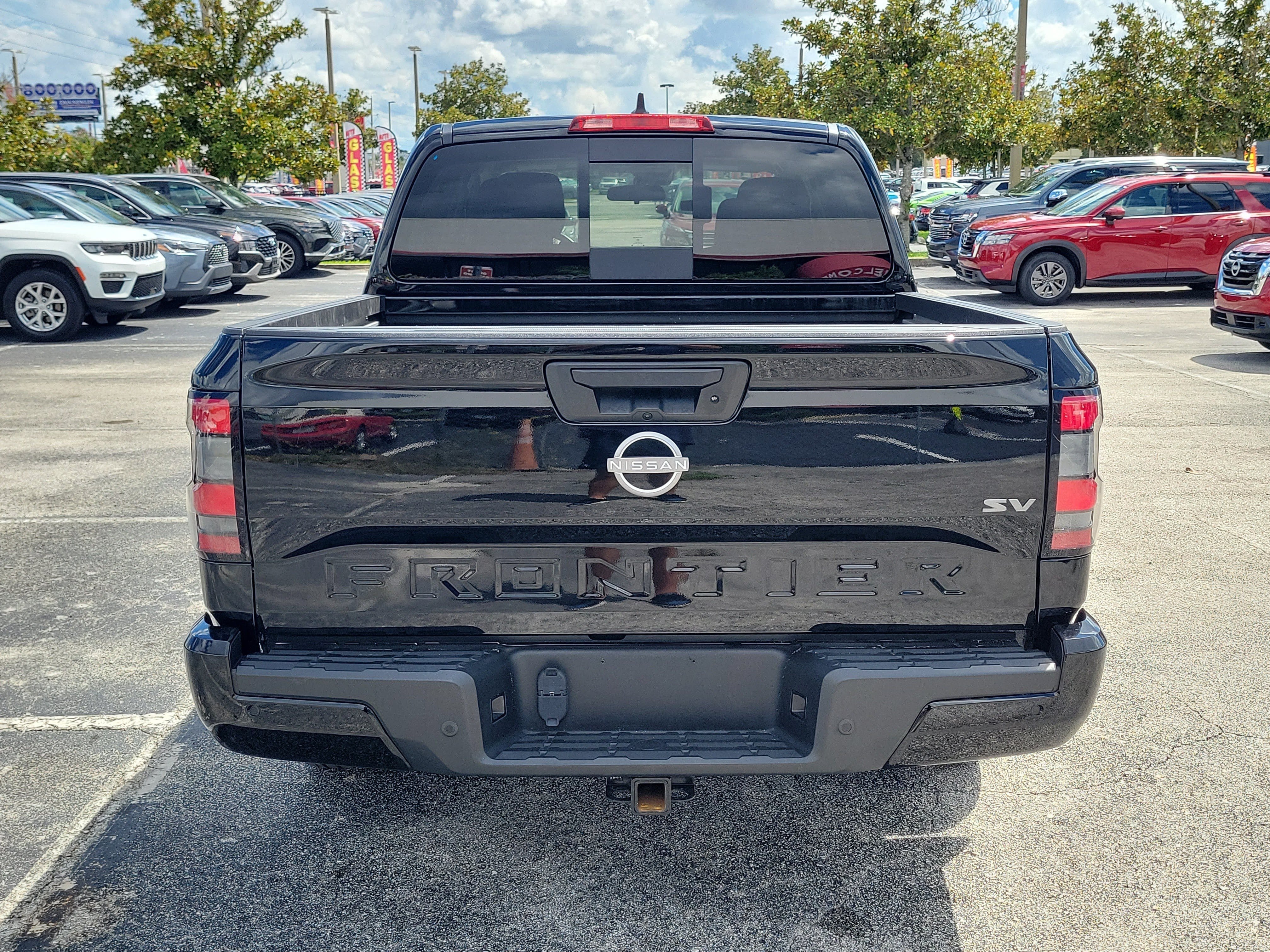 Certified 2024 Nissan Frontier SV w/ SV Convenience Package RWD image 5