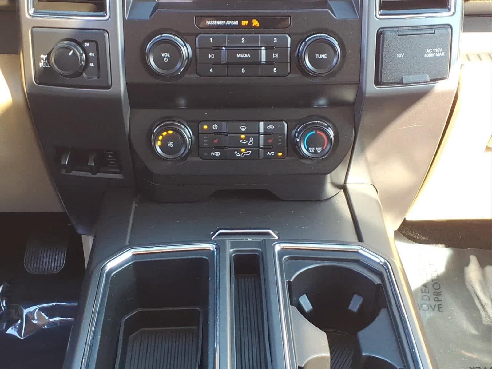 Used 2019 Ford F150 XLT w/ Equipment Group 302A Luxury AWD/4WD image 26