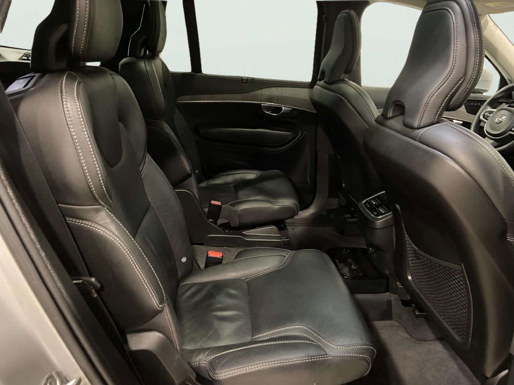 Used 2023 Volvo XC90 B6 Ultimate image 24