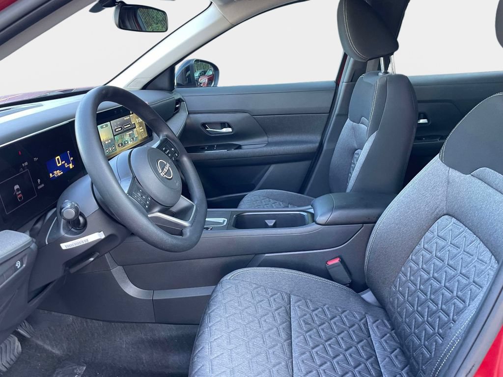 Used 2025 Nissan Kicks SV FWD image 22