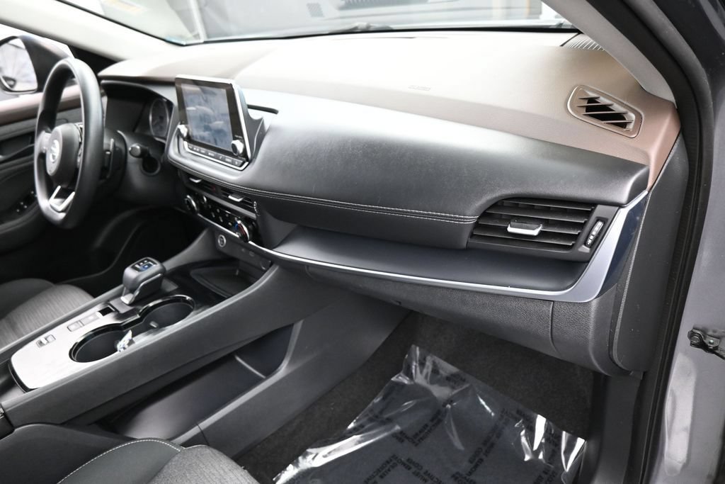 Used 2021 Nissan Rogue S FWD image 38