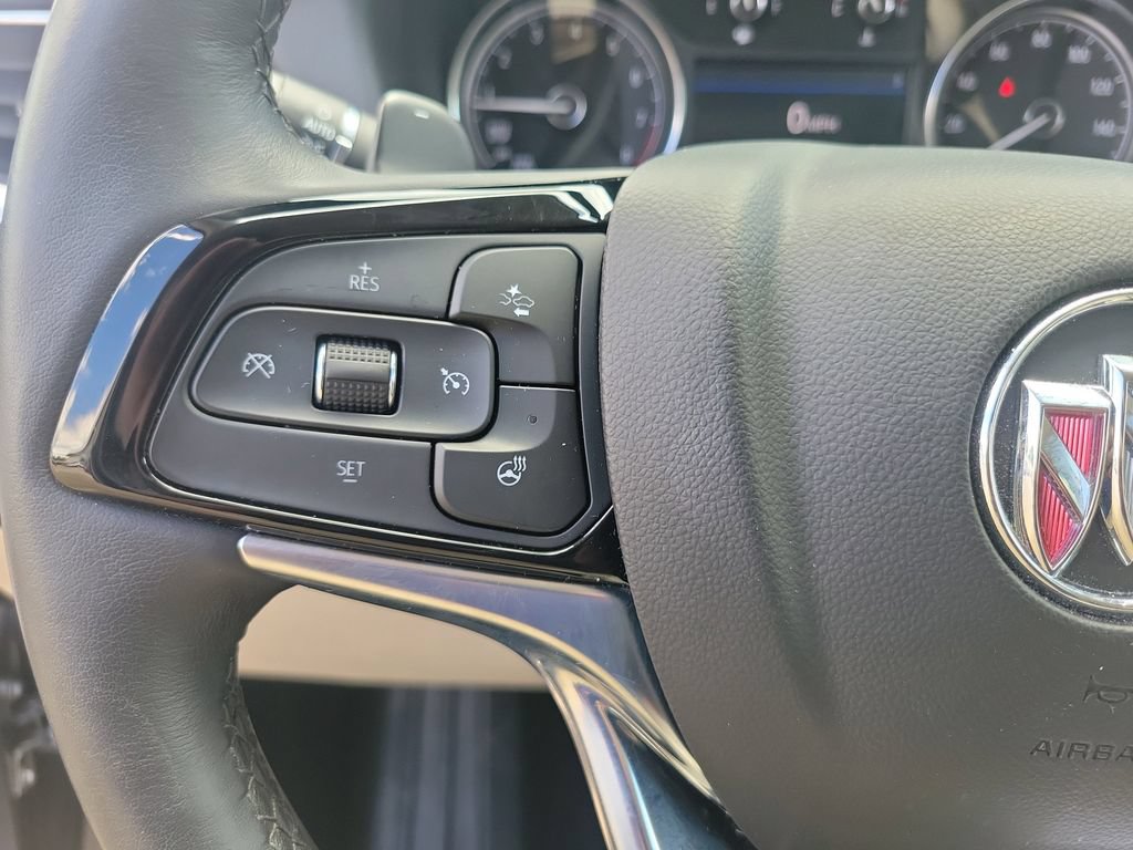 Used 2023 Buick Enclave Essence FWD image 24