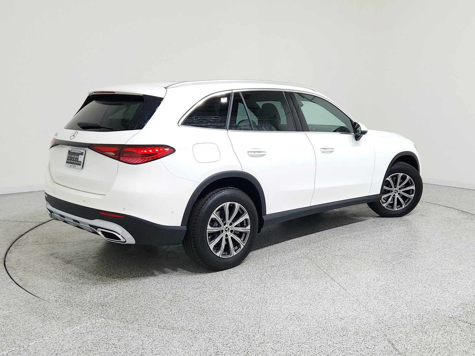 Certified 2024 Mercedes-Benz GLC 300 image 3