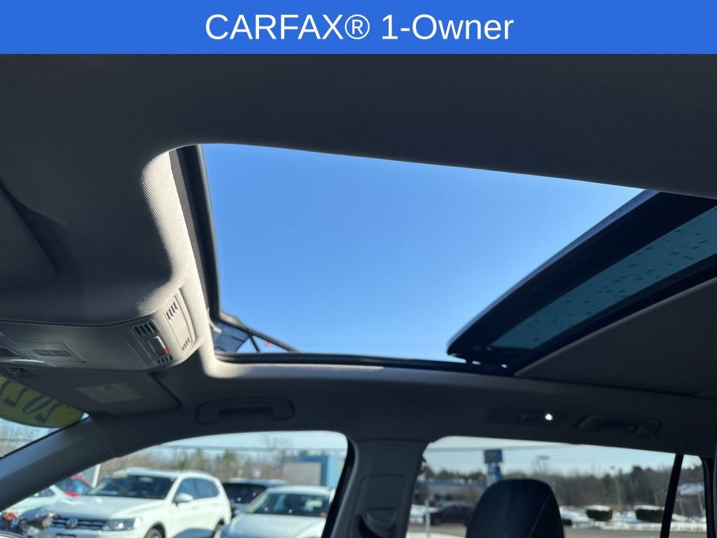 Used 2022 Volkswagen Tiguan SE image 23