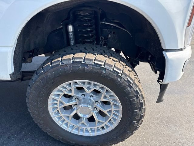 Used 2024 Ford F350 Platinum AWD/4WD image 3