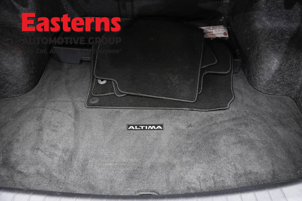 Used 2023 Nissan Altima 2.5 SL FWD image 9
