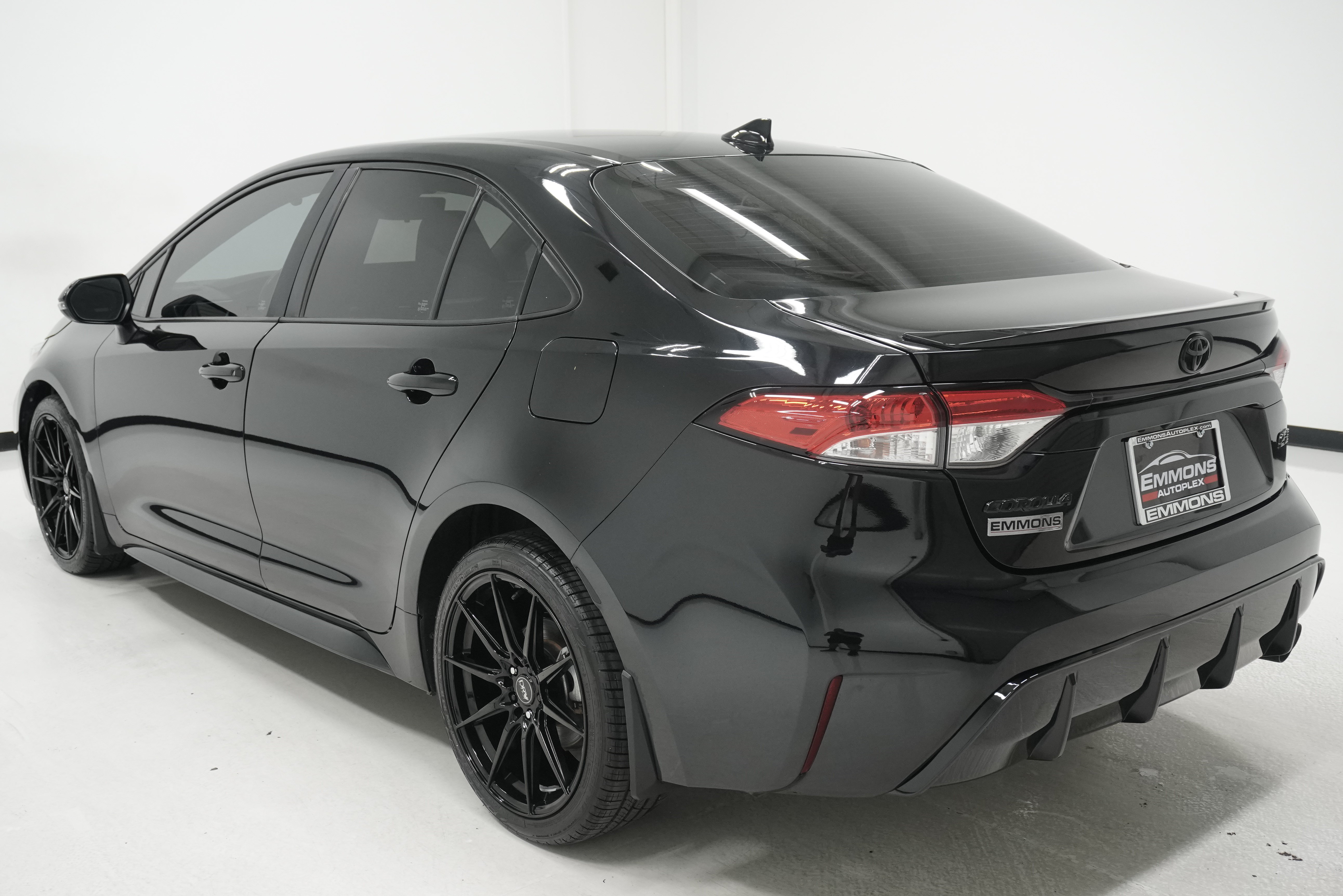 Used 2023 Toyota Corolla SE FWD image 6