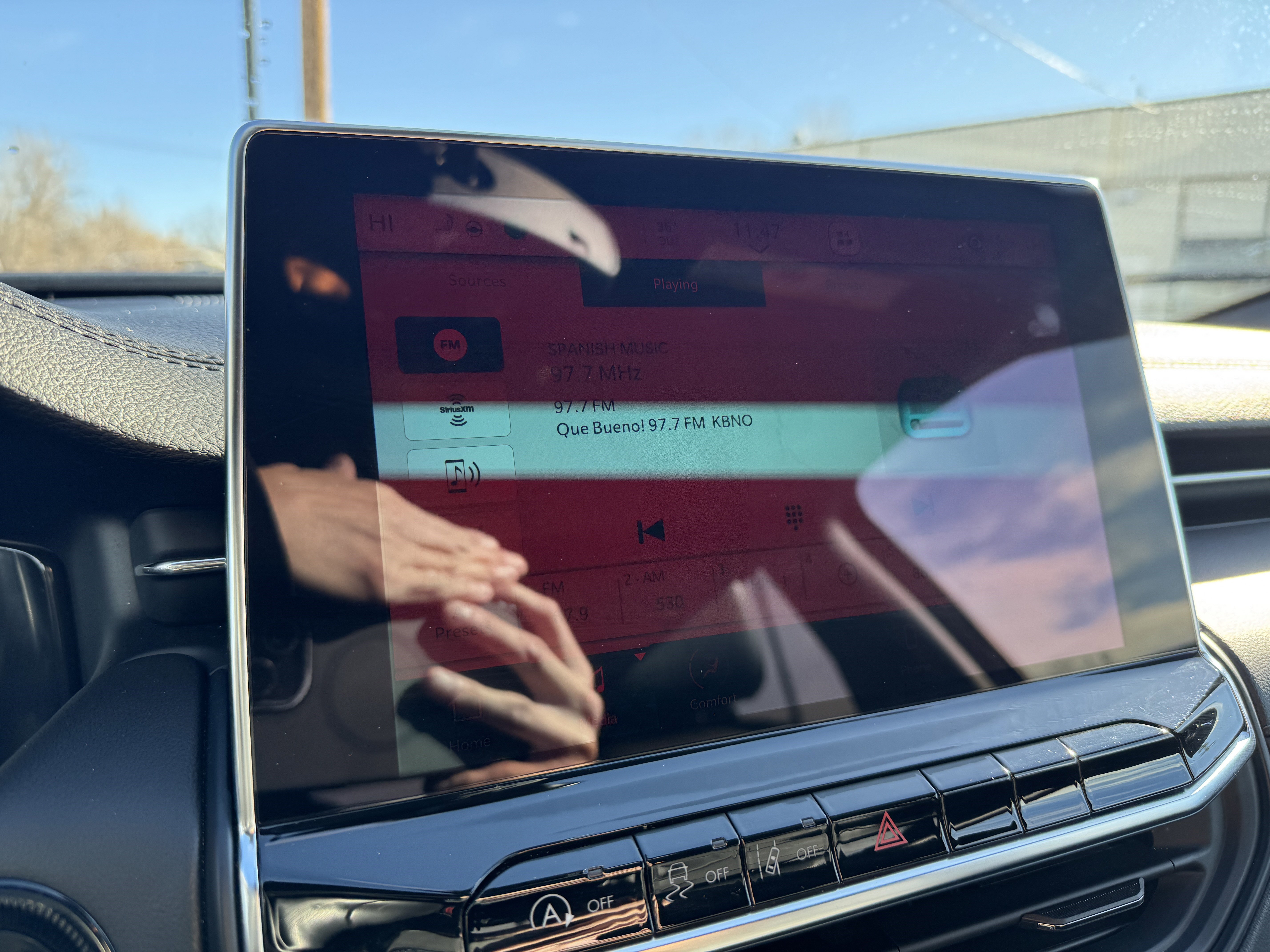 Used 2022 Jeep Compass Limited w/ (RED) Package image 25