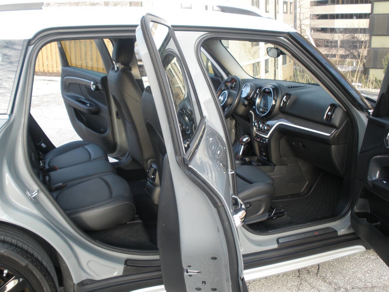 Used 2019 MINI Cooper Countryman S w/ Storage Package image 24