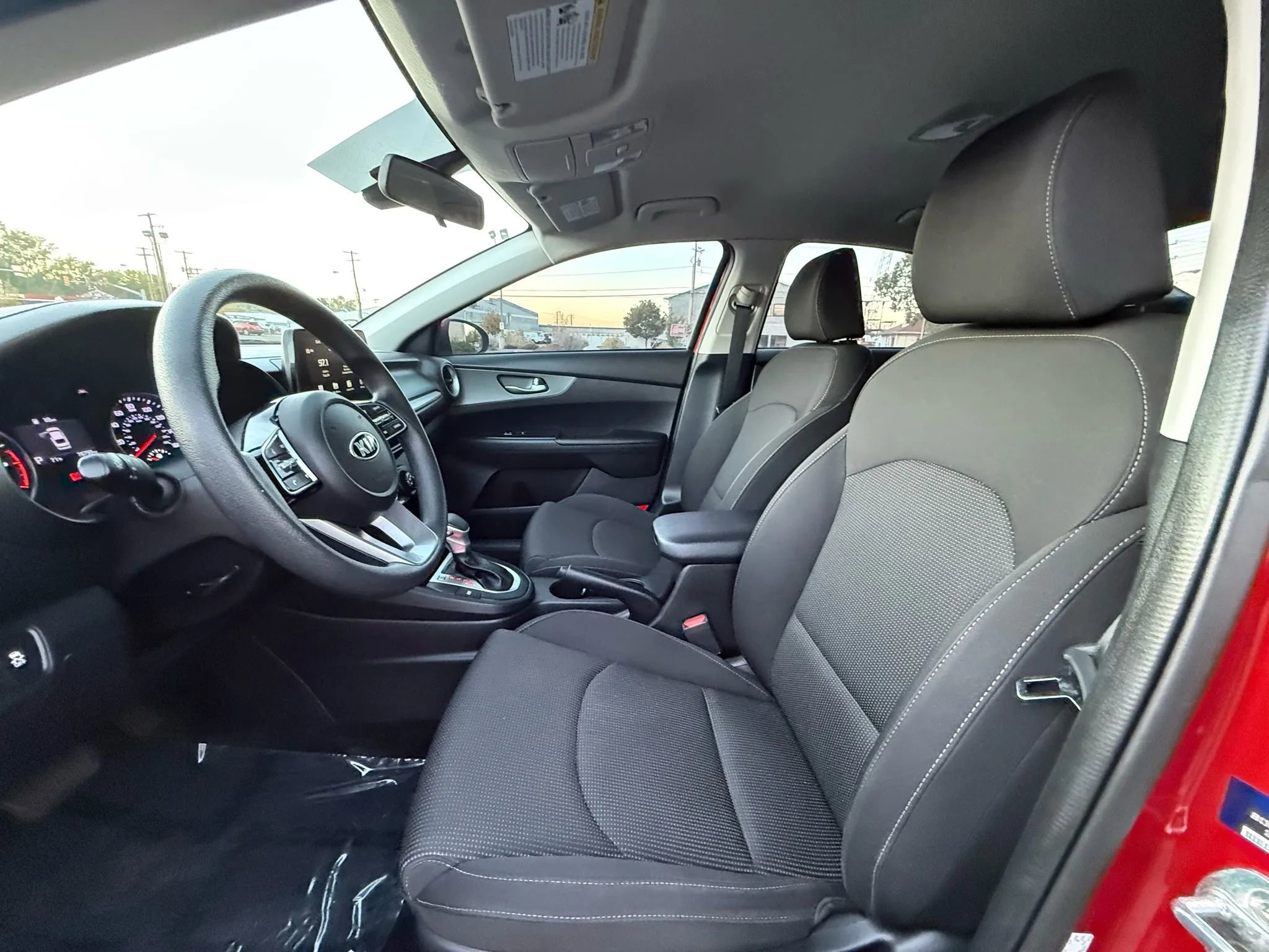 Used 2021 Kia Forte LXS FWD image 11