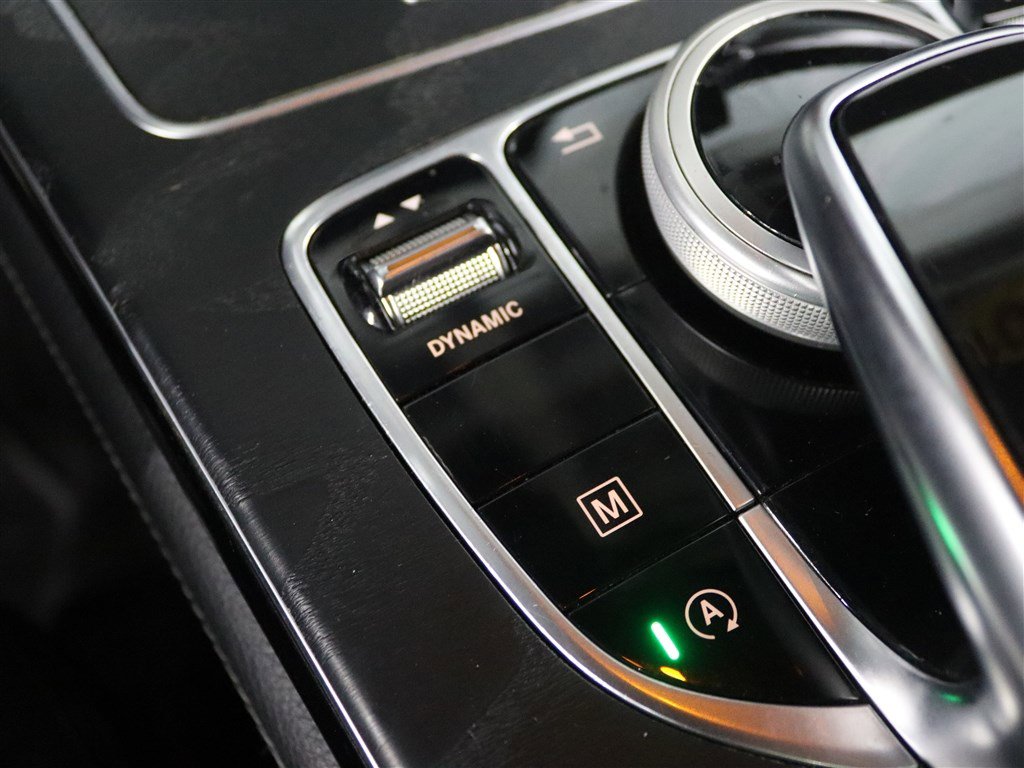 Used 2018 Mercedes-Benz GLC 300 4MATIC Coupe image 29