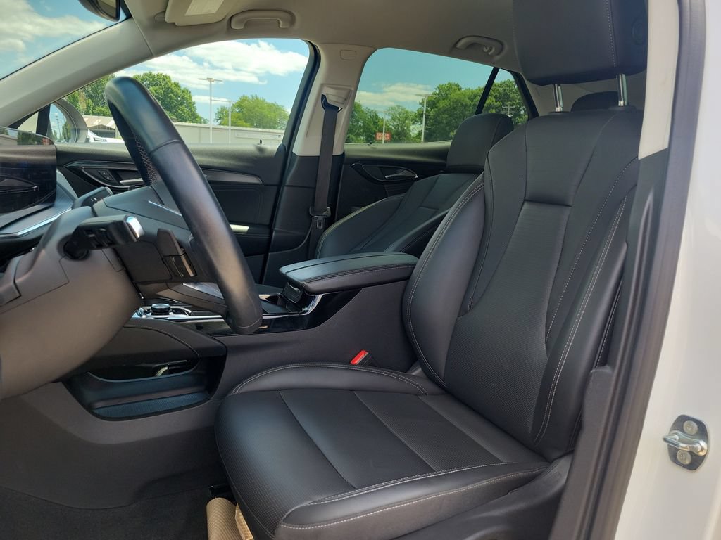 Used 2024 Buick Envision Preferred AWD/4WD image 15