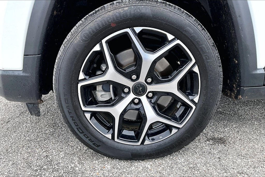 Used 2025 Jeep Compass Limited AWD/4WD image 9