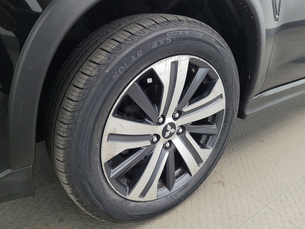 Used 2020 Mitsubishi Outlander Sport ES FWD image 31