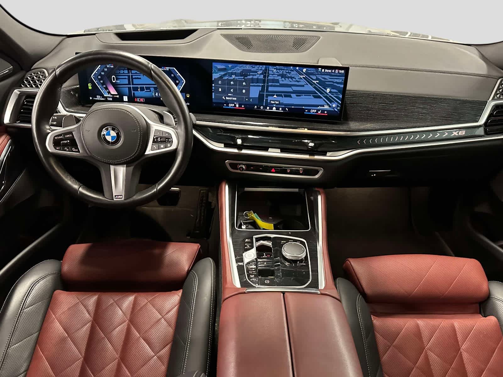 Used 2025 BMW X6 xDrive40i AWD/4WD image 17