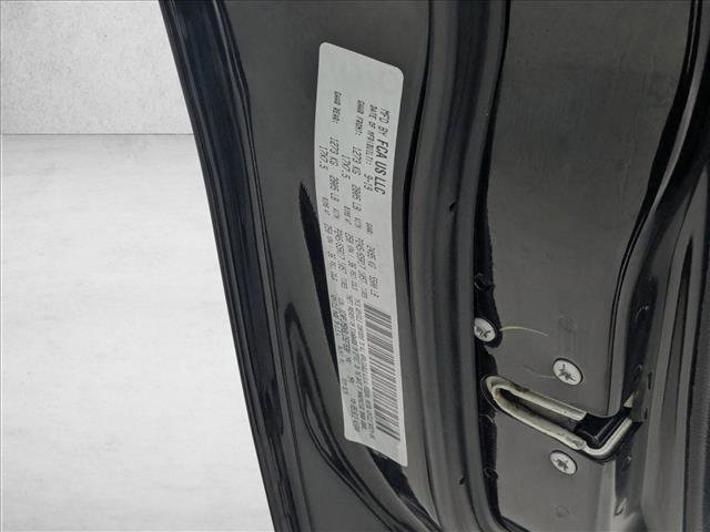 Used 2020 Jeep Cherokee Trailhawk image 25