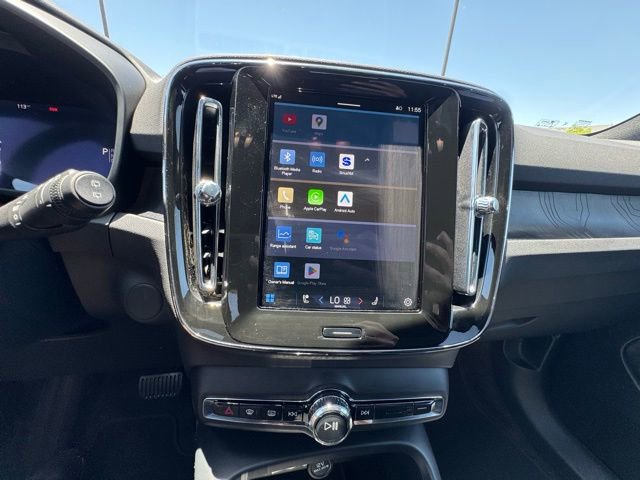 New 2025 Volvo EX40 Core w/ Climate Package image 22