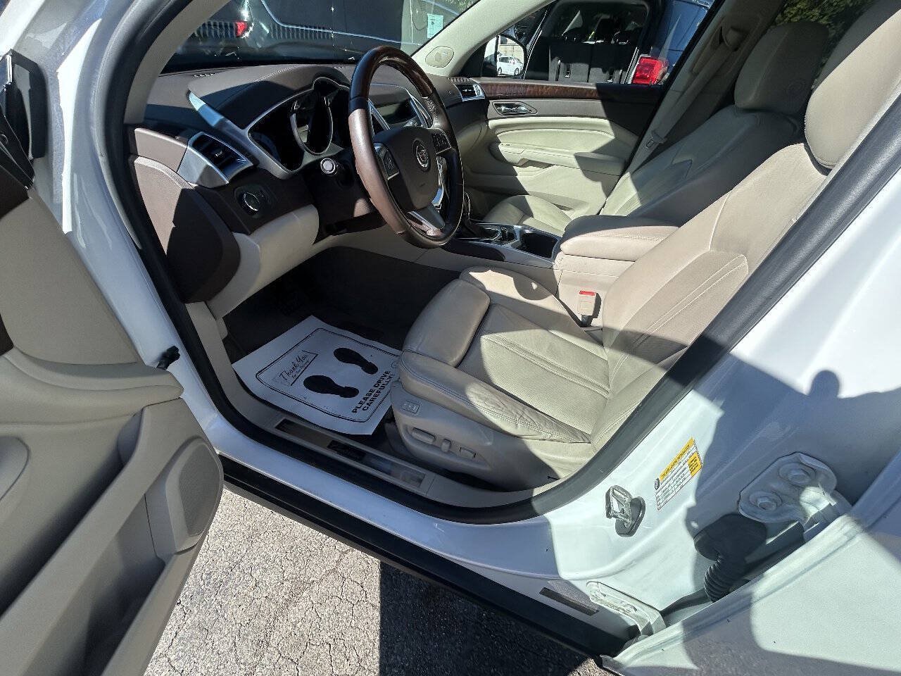 Used 2010 Cadillac SRX Performance FWD image 6