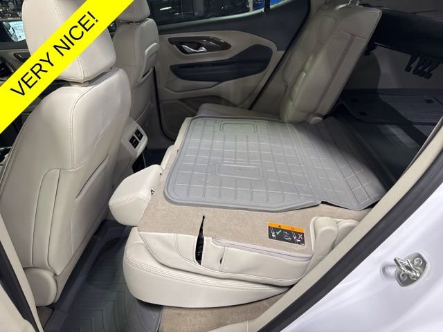 Used 2024 GMC Terrain Denali w/ Denali Premium Package image 30