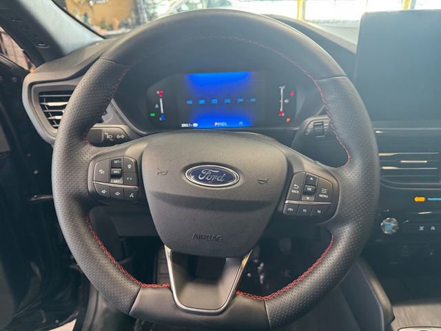 Used 2025 Ford Escape ST-Line Select w/ Tech Pack #1 image 19