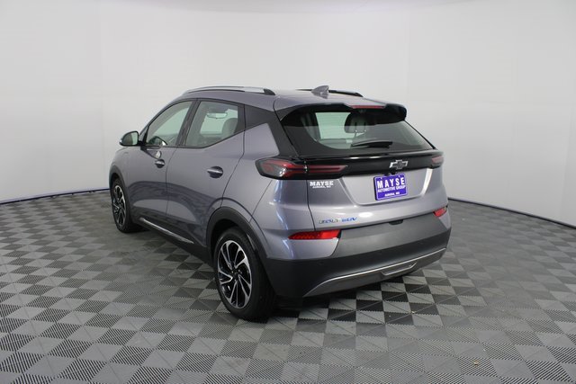 Used 2023 Chevrolet Bolt EUV Premier w/ Sun & Sound Package image 24