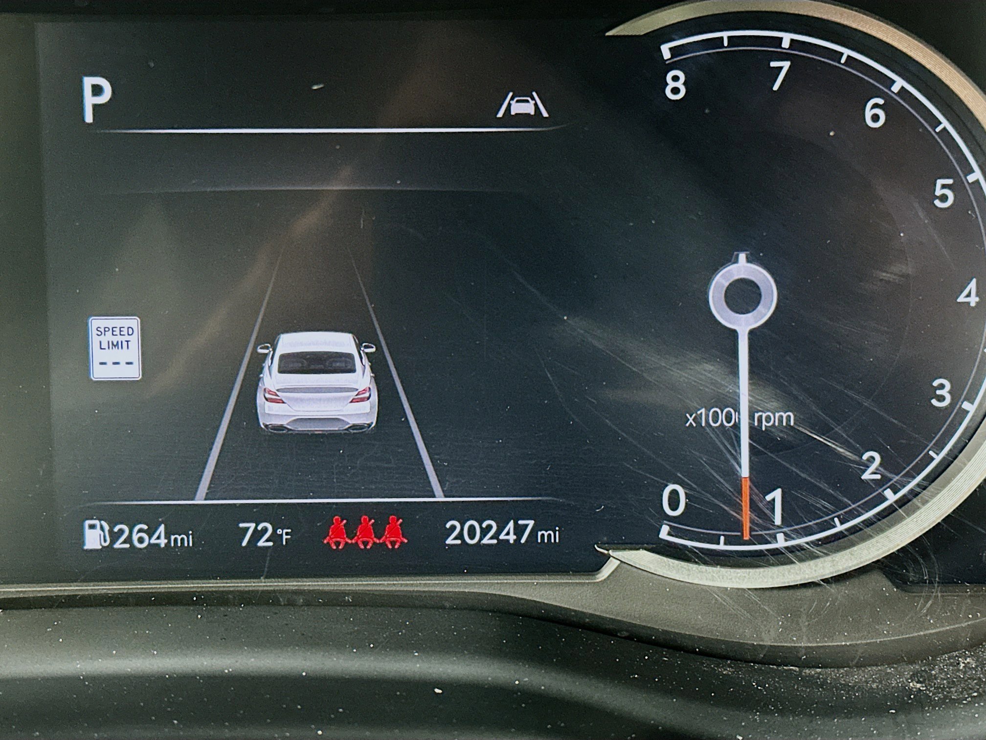 Used 2025 Genesis G70 2.5T image 19