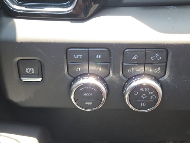 New 2026 GMC Sierra 1500 Denali w/ Technology Package AWD/4WD image 15
