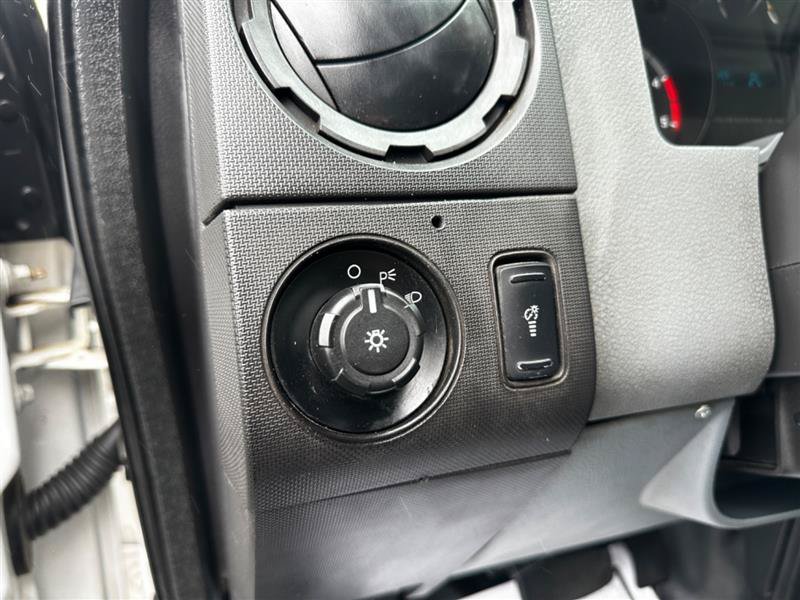 Used 2015 Ford F250 XL w/ Power Equipment Group AWD/4WD image 20