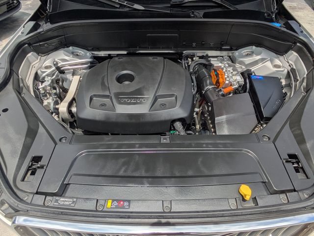 Certified 2024 Volvo XC90 T8 Ultimate AWD/4WD image 11