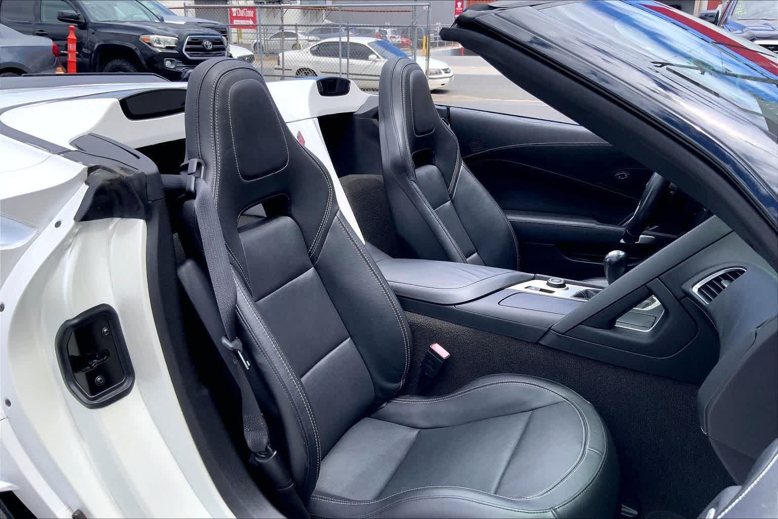 Used 2018 Chevrolet Corvette Z06 w/ Battery Protection Package RWD image 12