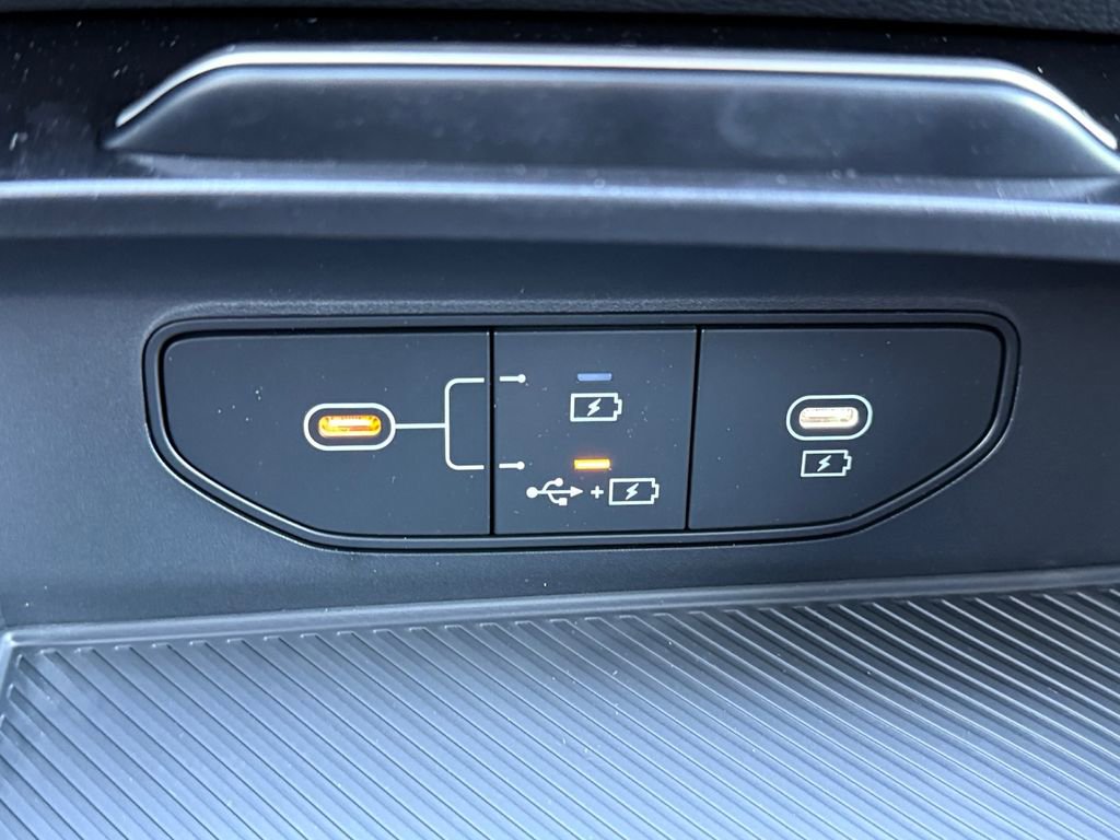 New 2026 Kia Sportage LX FWD image 17