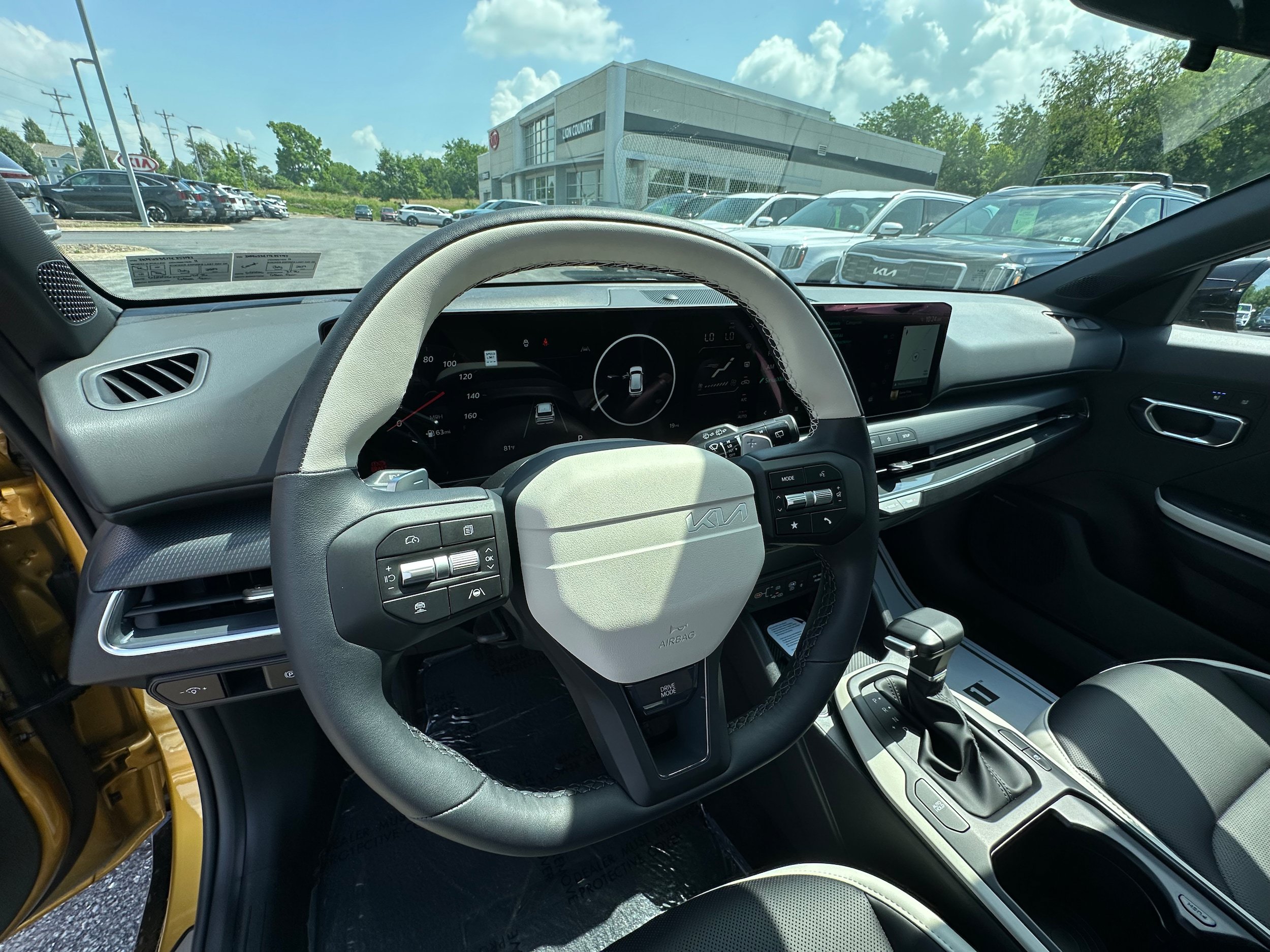 New 2026 Kia K4 GT-Line w/ GT-Line Premium Package FWD image 28