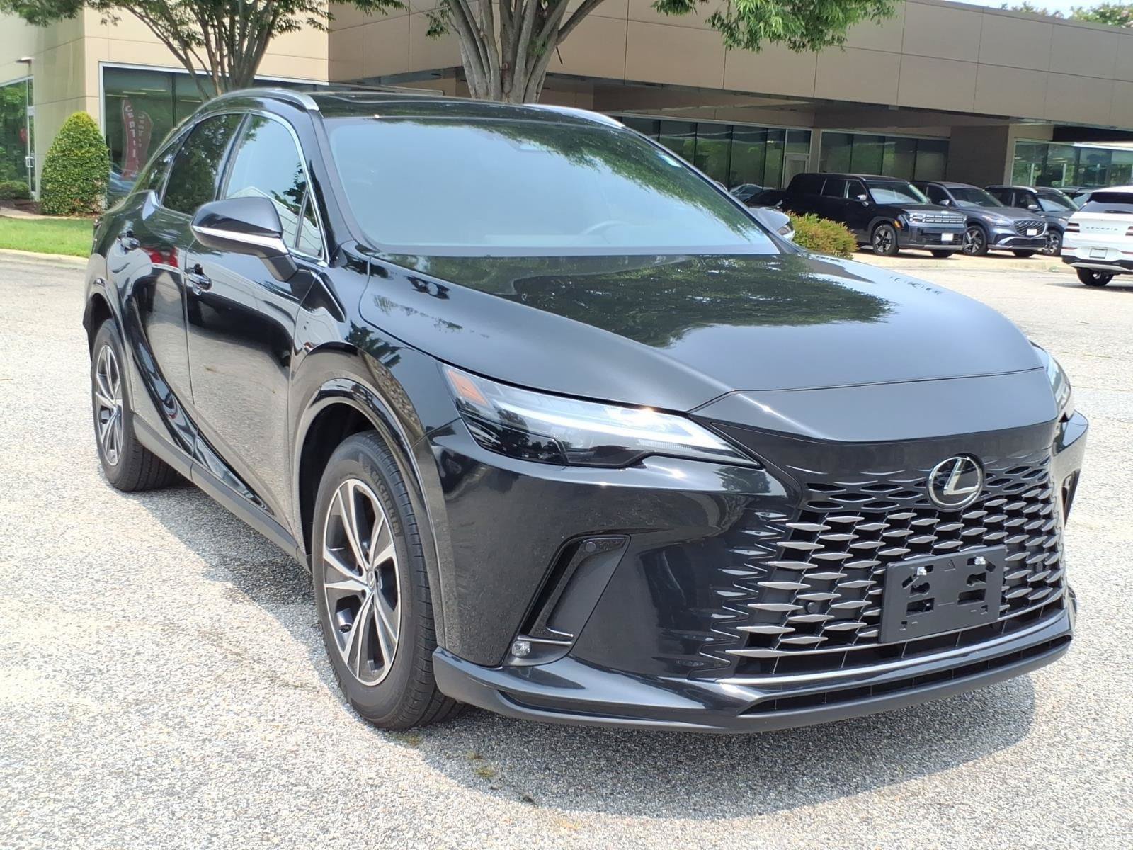 Used 2024 Lexus RX 350 Premium w/ Cold Area Package AWD/4WD image 5