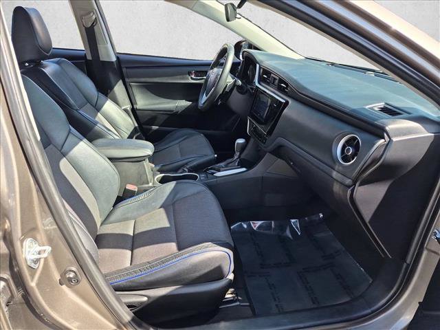 Used 2017 Toyota Corolla SE FWD image 20