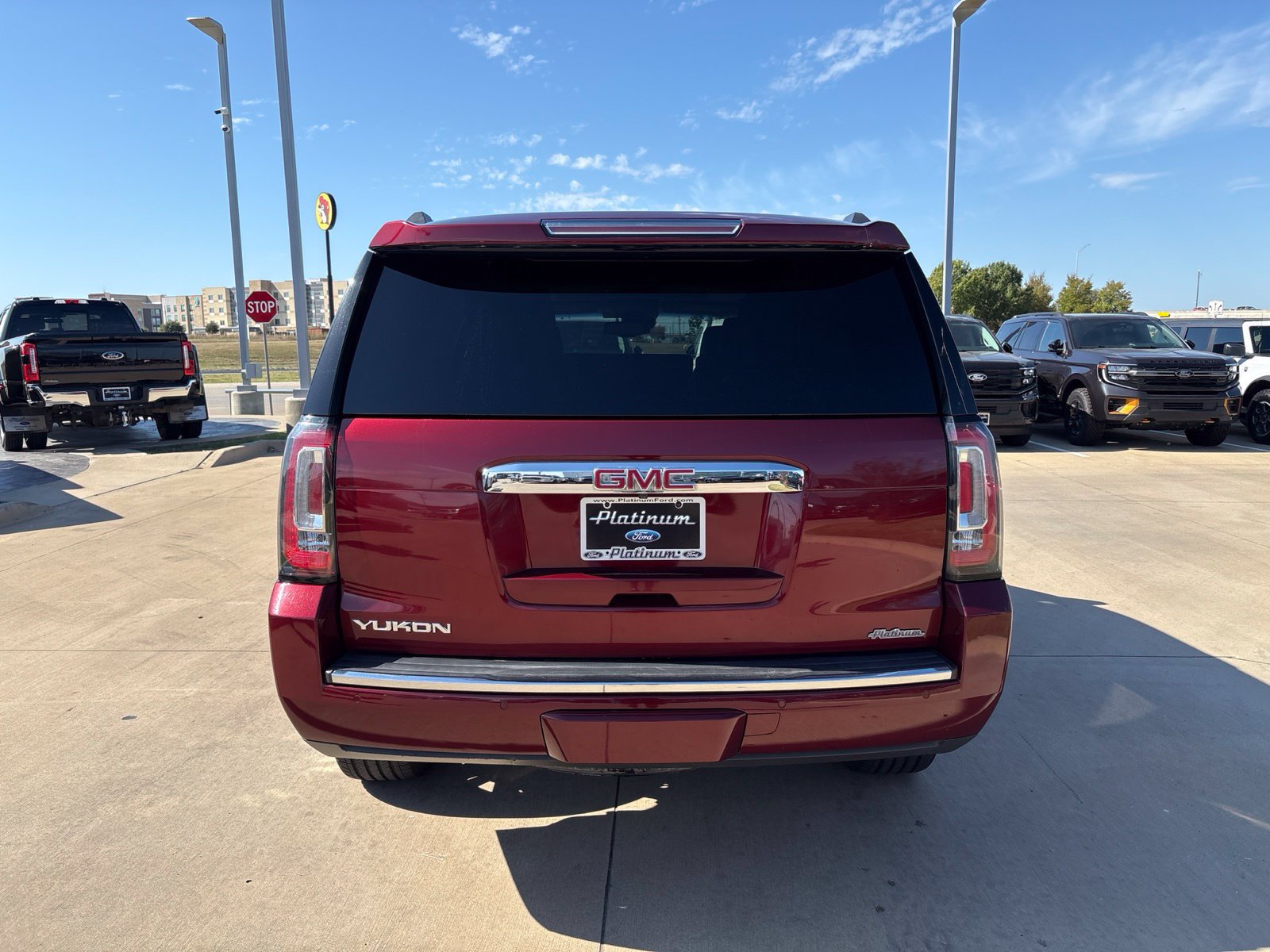Used 2017 GMC Yukon Denali w/ Open Road Package RWD image 4