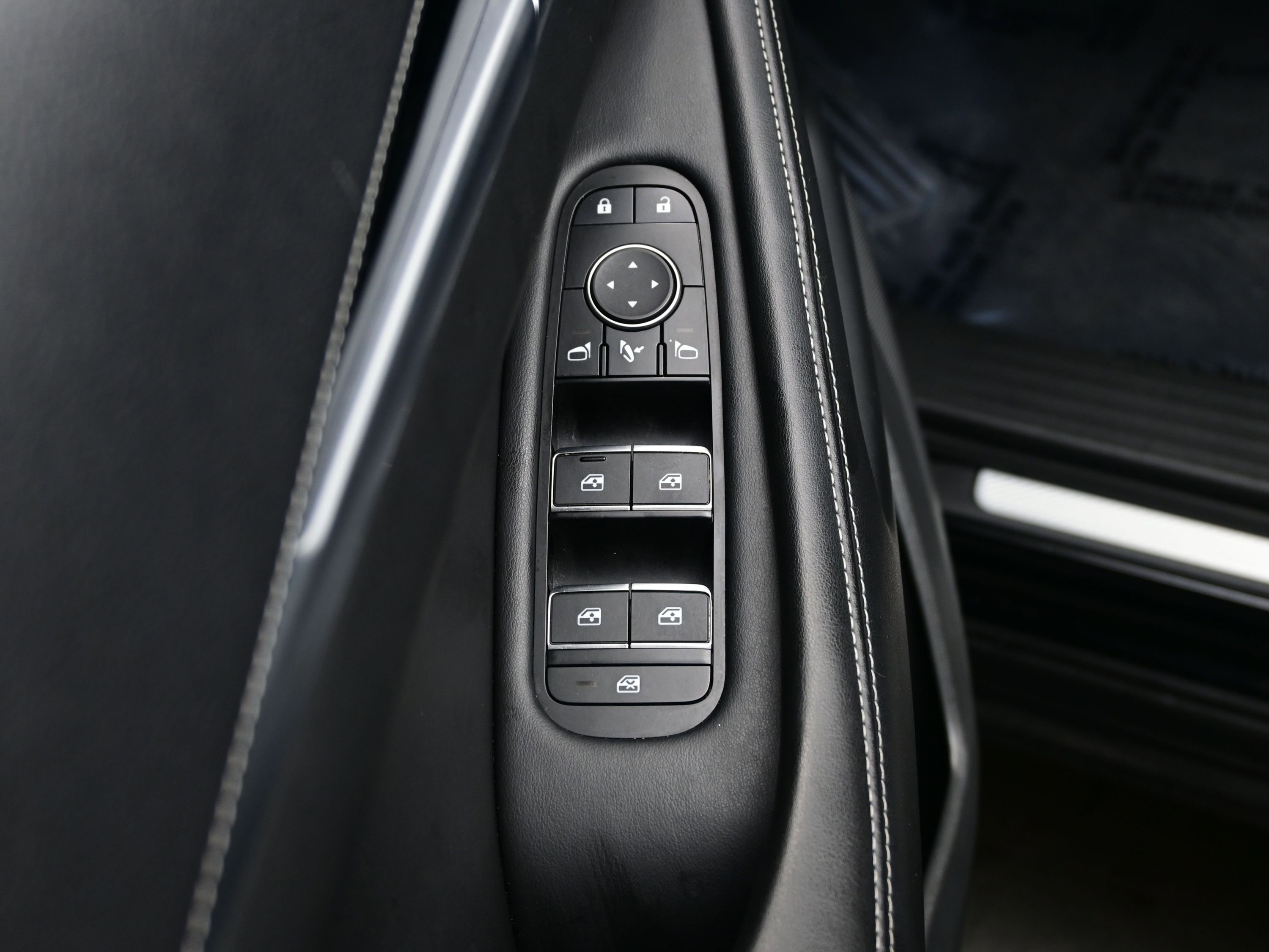 Used 2024 INFINITI QX60 Pure image 10