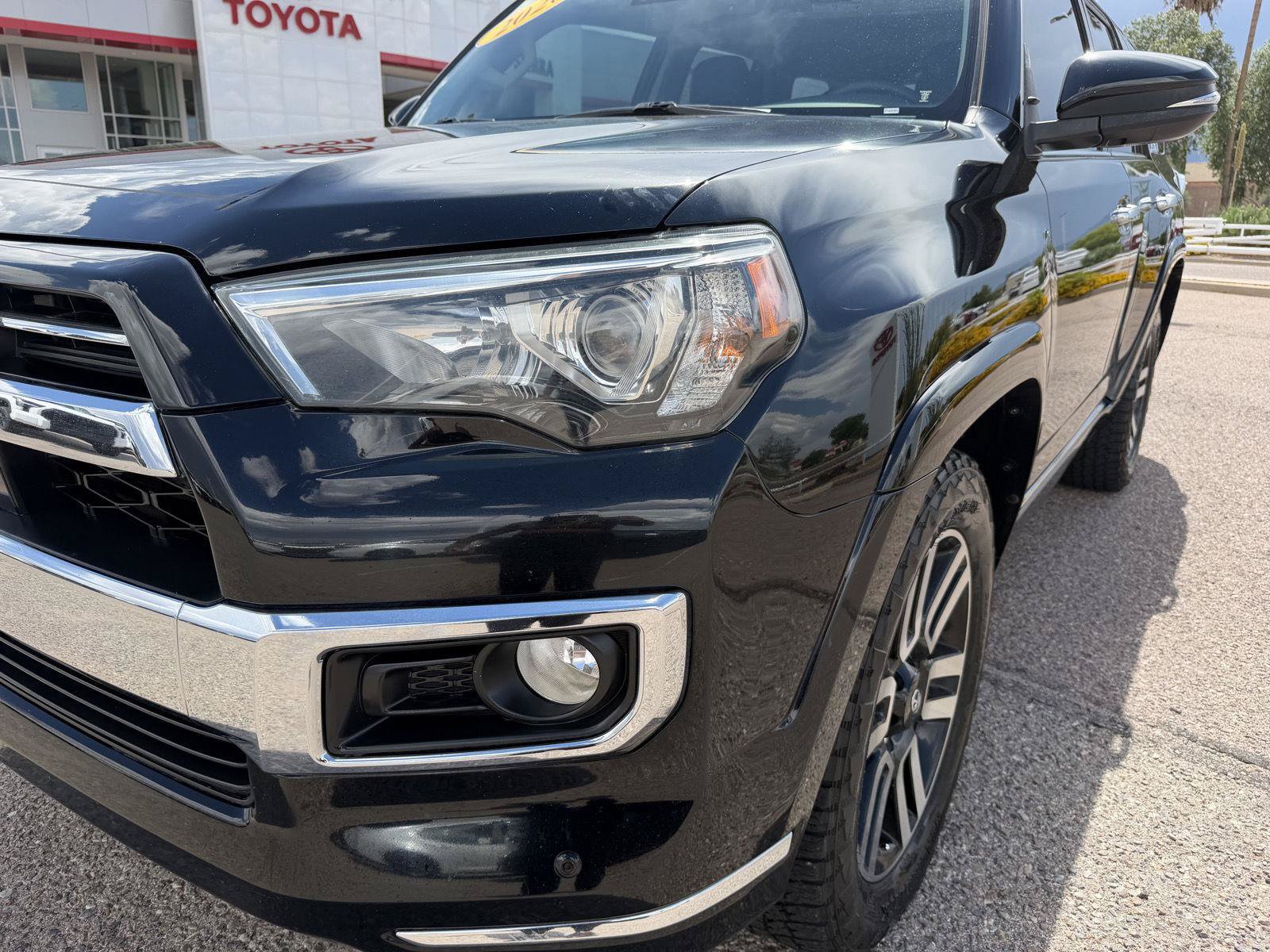 Used 2020 Toyota 4Runner Limited AWD/4WD image 11