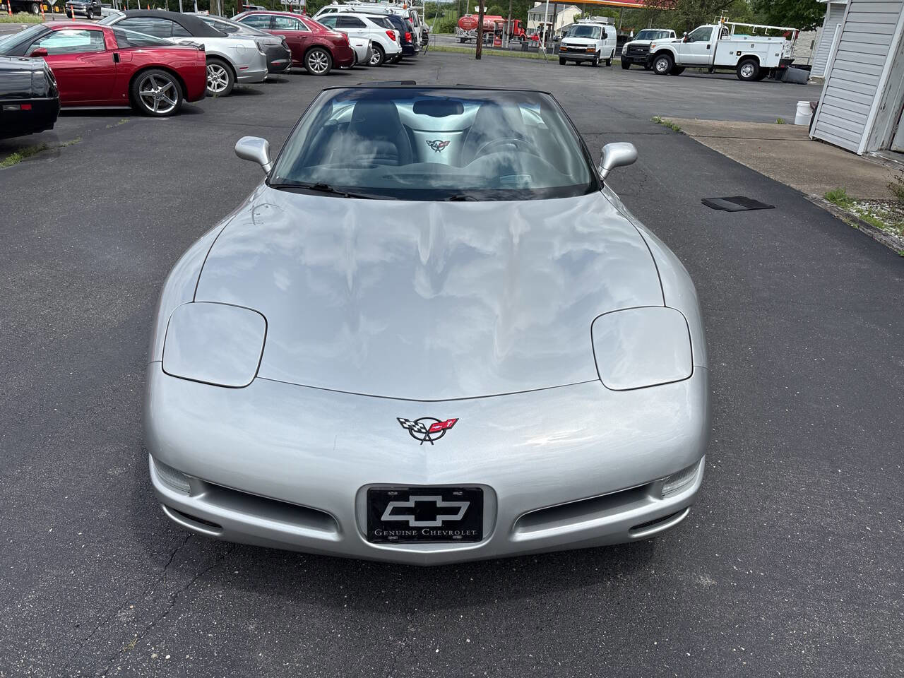 Used 2004 Chevrolet Corvette Convertible w/ Preferred Equipment Group image 8