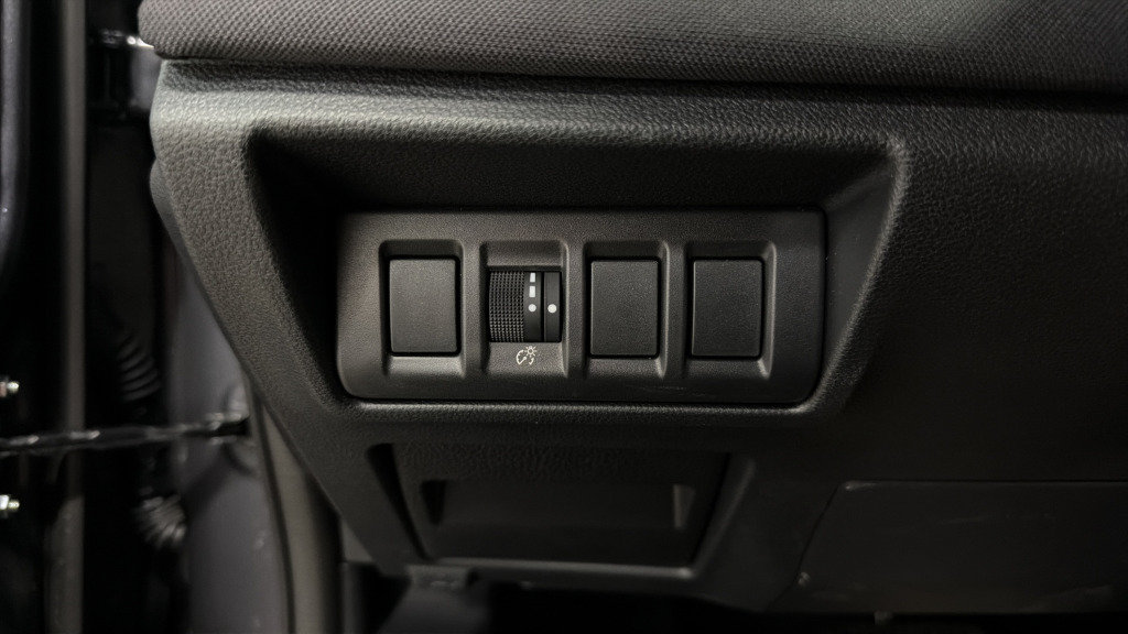 Certified 2025 Subaru Outback Premium AWD/4WD image 19