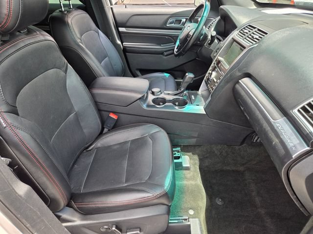 Used 2017 Ford Explorer Sport AWD/4WD image 16