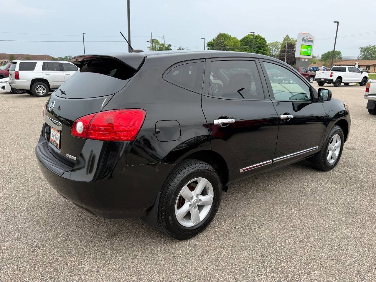 Used 2013 Nissan Rogue S w/ Special Edition Pkg FWD image 5