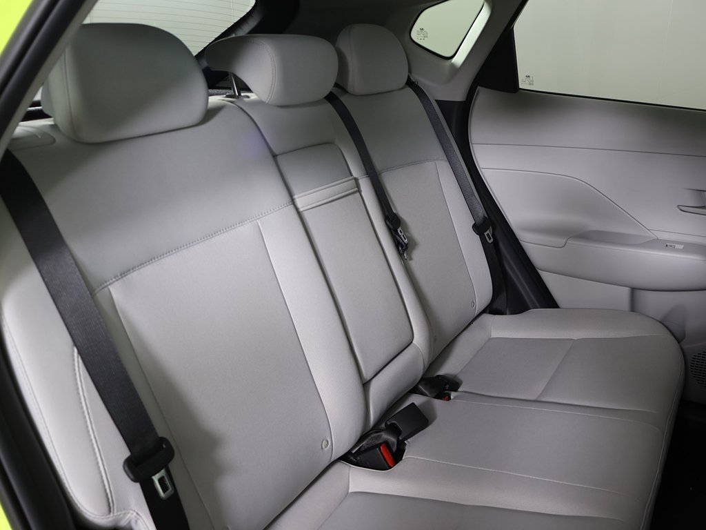 Used 2025 Hyundai Kona SEL image 30