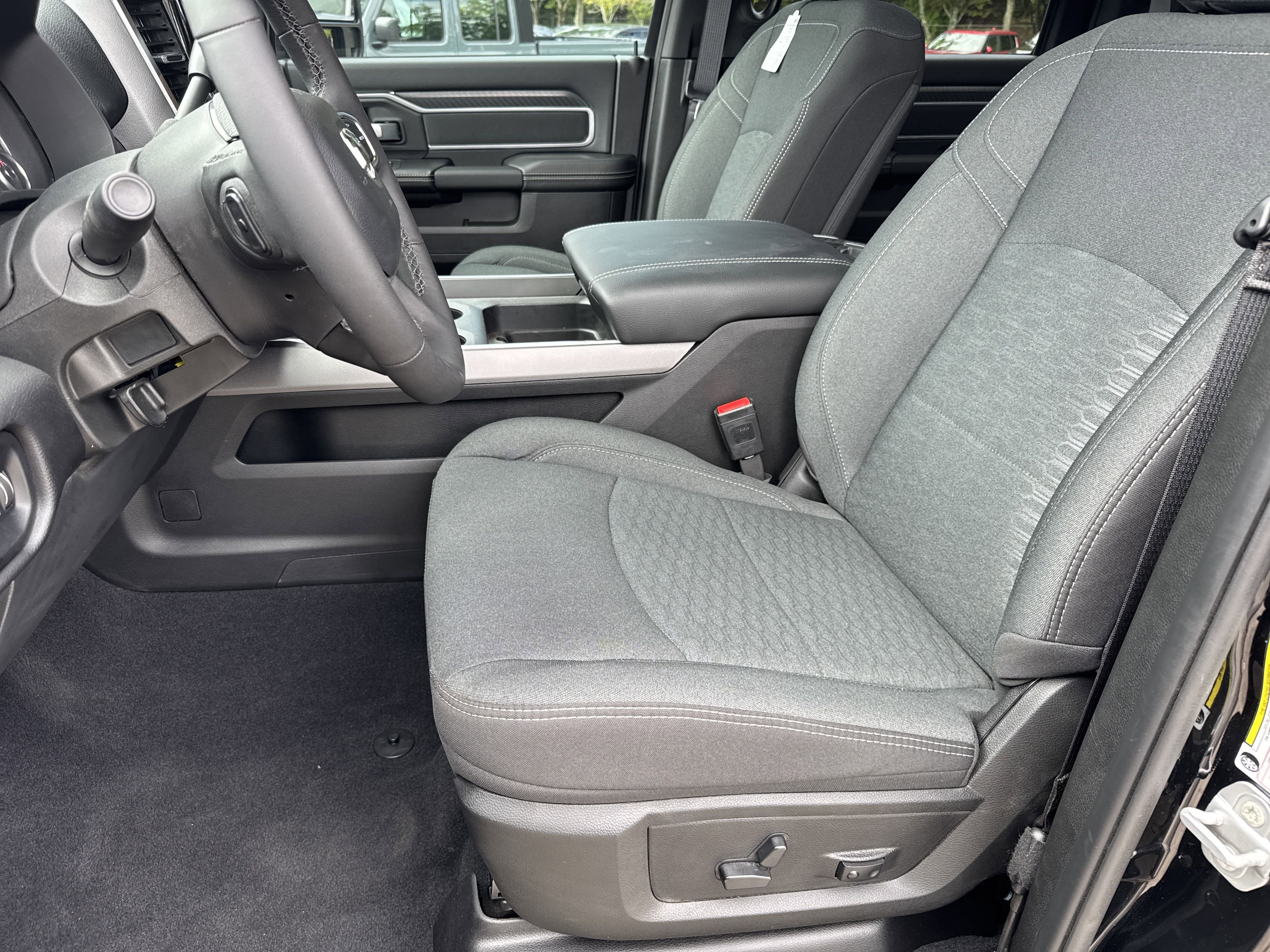 New 2025 RAM 2500 Big Horn image 9