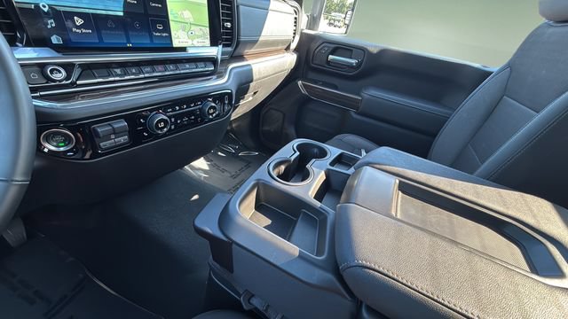 Used 2025 Chevrolet Silverado 2500 LT w/ Convenience Package RWD image 14